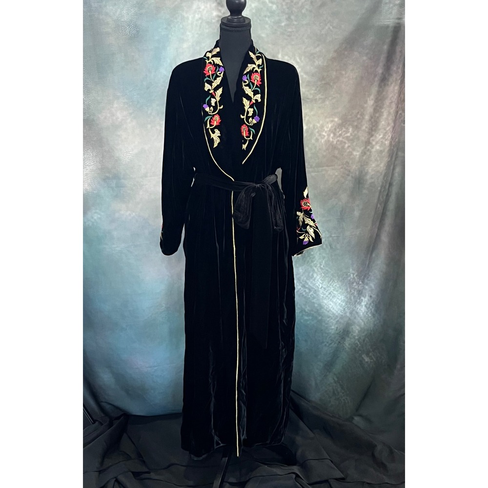 Natori Vintage Black Velvet Embroidered Floral Long Robe Duster Womens Medium